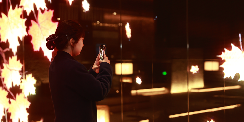 火狐体育官网登录晶泓LED光电玻璃诠释五星临朐华建大酒店高品质设计(图8)